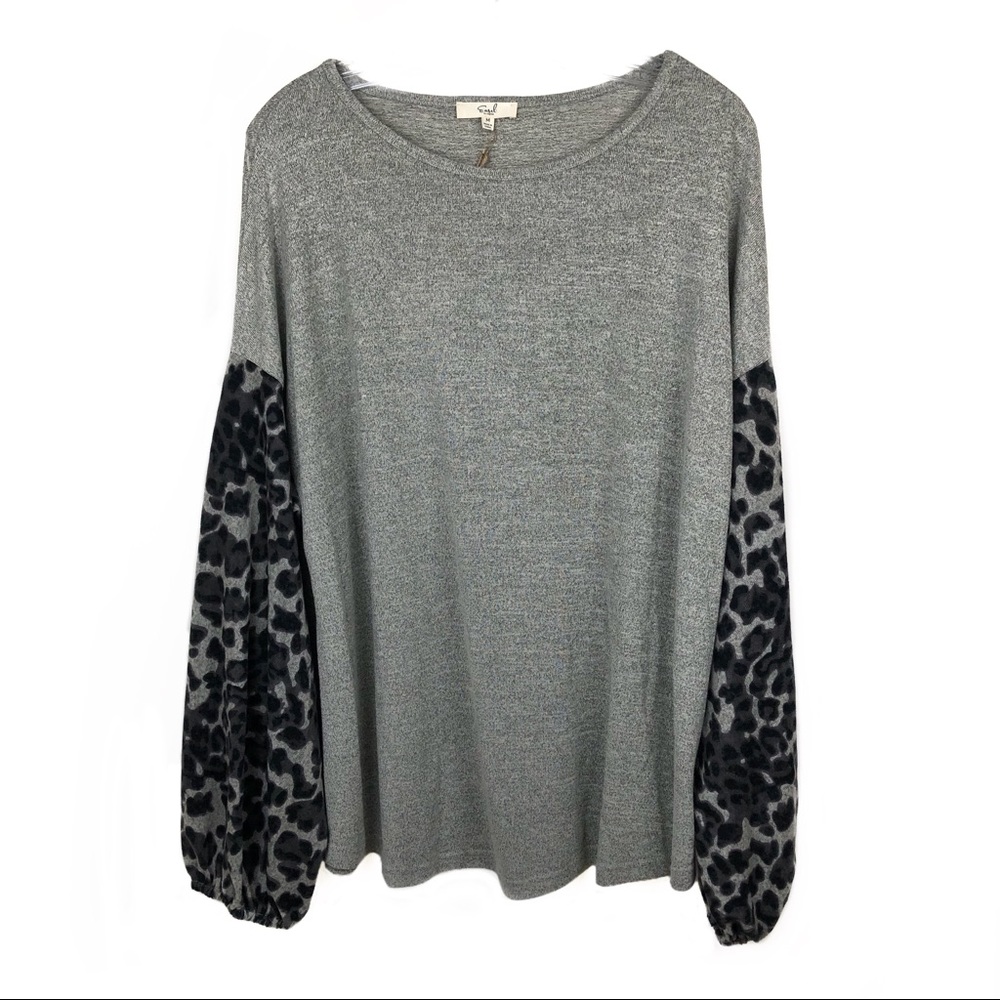 Easel Boutique balloon sleeve sweater